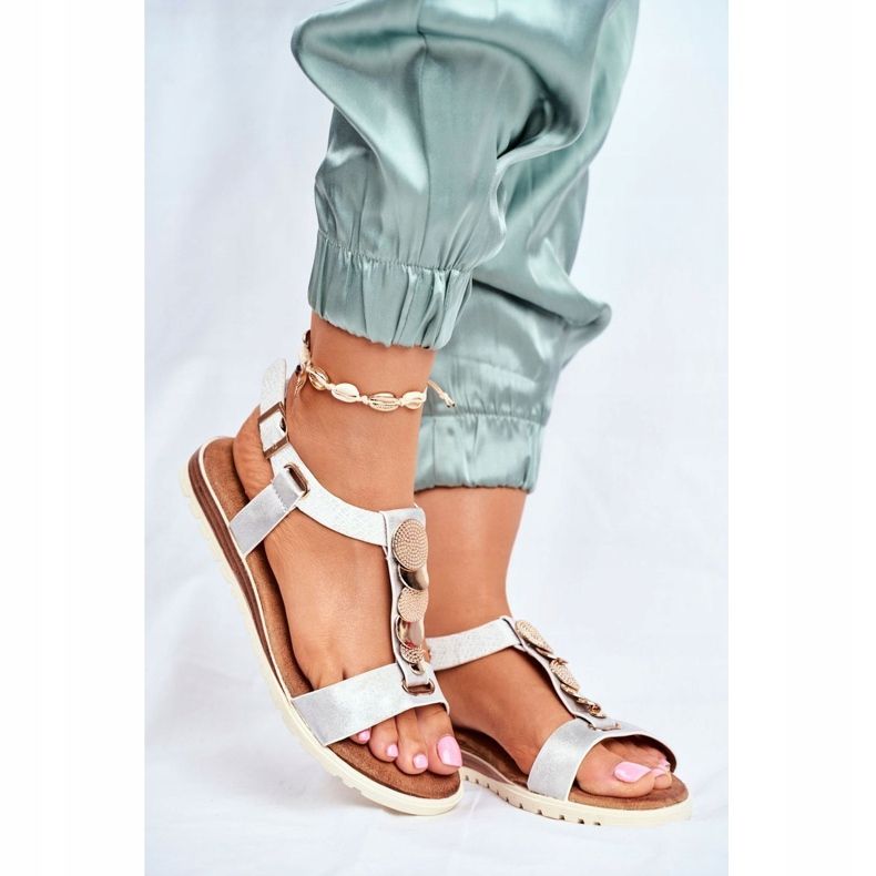 EVE Dámské ploché stříbrné sandály s ozdobami Milton šedá 1