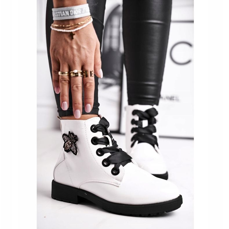 Dámské boty na plochém podpatku lakované bíle Sergio Leone BT530 bílý 2