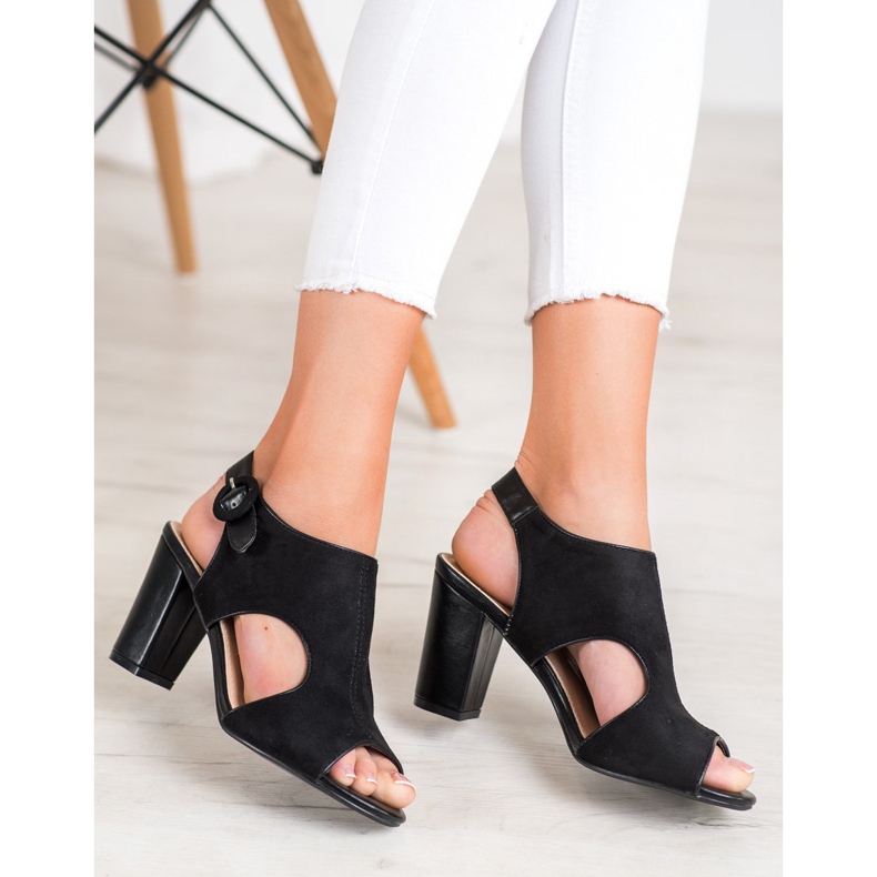 Weide Vestavěné sandály se semišem černá 1