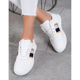 Small Swan Módní sportovní obuv bílý 1 Small Swan Módní sportovní obuv bílý 1