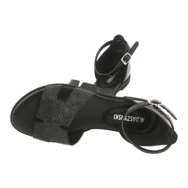 M.Daszyński Černé sandály na podpatku Daszyński MR1848-17 černá 4 M.Daszyński Černé sandály na podpatku Daszyński MR1848-17 černá 4