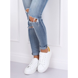 Bílé dámské tenisky 85-428 BÍLÁ / ŽLUTÁ bílý 1