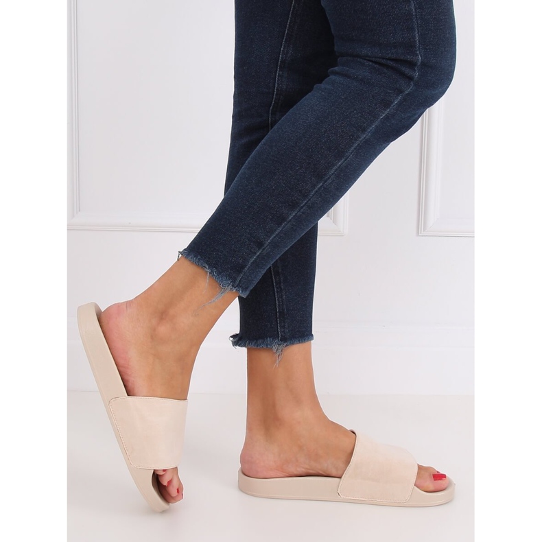 Jednoduché béžové pantofle CK98 Béžové béžový 2