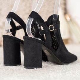 Small Swan Prolamované sandály ve hvězdách černý 1