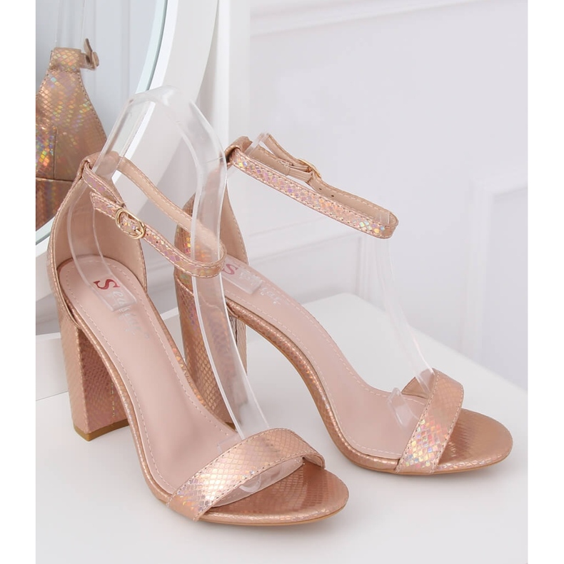 Holografické sandály na vysokém podpatku TU135P Champagne vícebarevný žlutá 1 Holografické sandály na vysokém podpatku TU135P Champagne vícebarevný žlutá 1