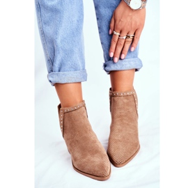 Bellucci Dámské kozačky na podpatku semišové prolamované béžové Margate béžový 2