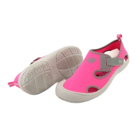 Sandály New Balance Sandal K K2013PKG černý červený růžový šedá 3