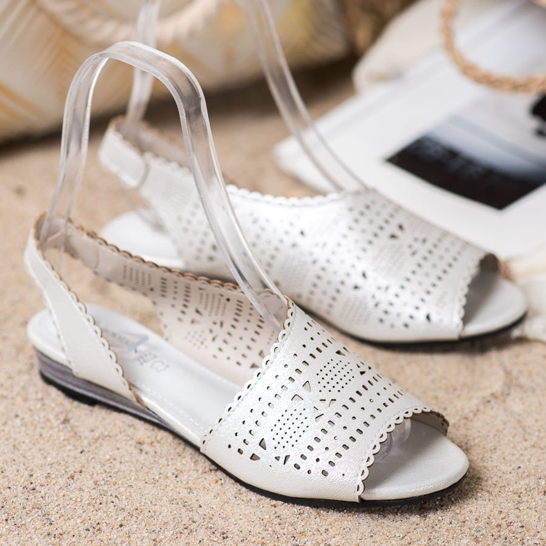 Goodin Lesklé stříbrné sandály šedá 1