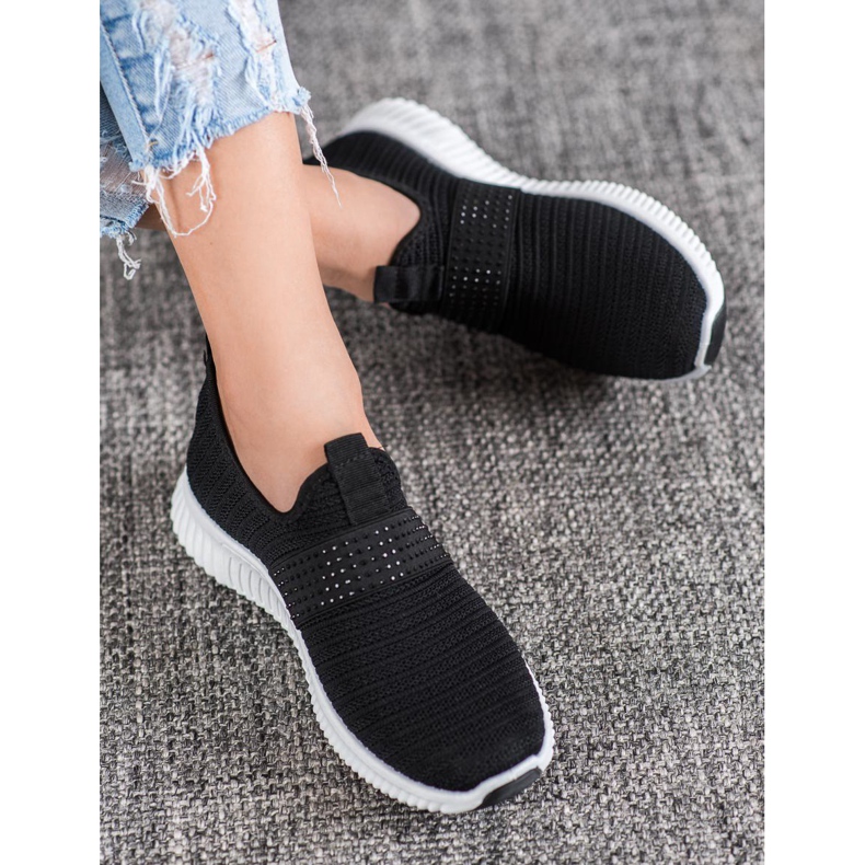 SHELOVET Nazouvací sportovní obuv černá 1