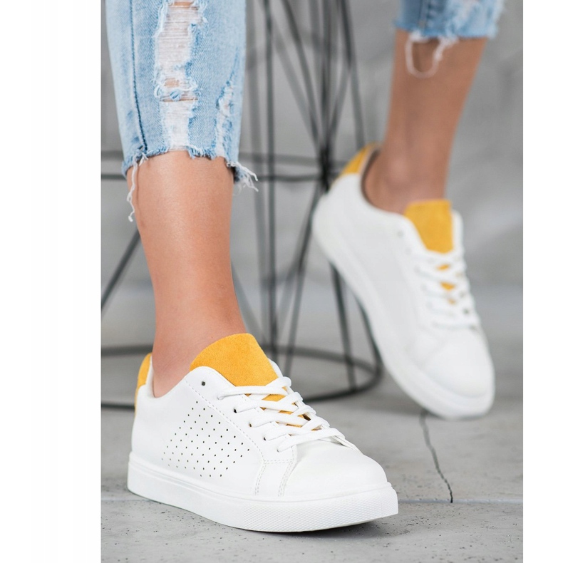 SHELOVET Bílé boty se semišovými vložkami bílý 1