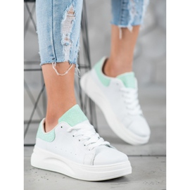 SHELOVET Sportovní Boty Na Platformě bílý 1