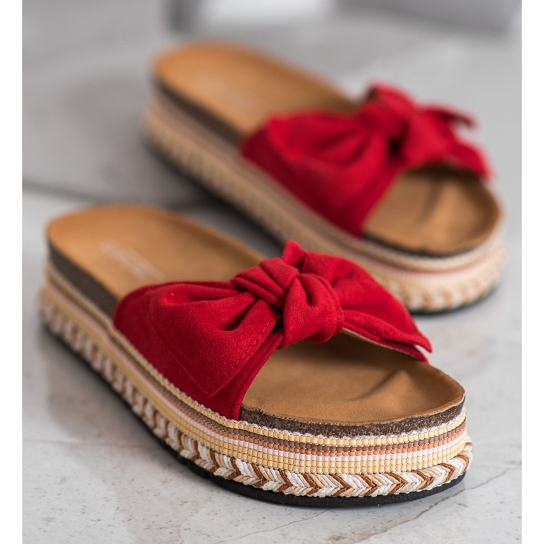 SHELOVET Módní pantofle na platformě červené 2