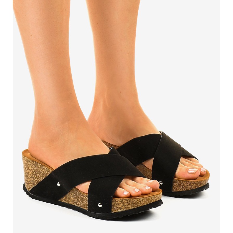 Černé pantofle GU53 na klínku černá 1