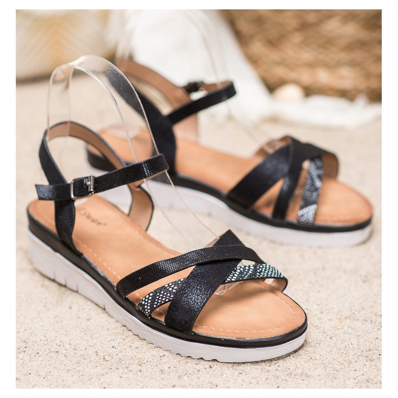 Small Swan Sandály Na Nízkém Klínu černá 1