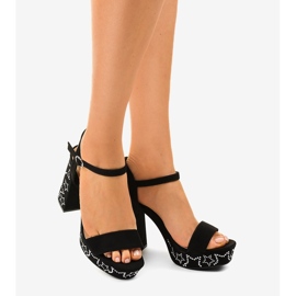 Černé sandály na semišovém podkladu 99435-4 černá 1