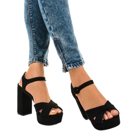 Černé sandály na sloupku eko semiš 63-202 černá 1