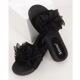 Černé dámské černé pantofle YQ227 Black černý 1