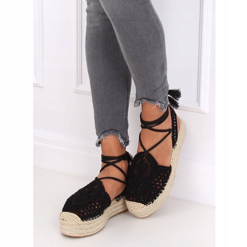 Černé prolamované espadrilky YQ233 Black černá 1