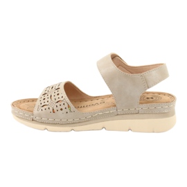 Evento Pohodlné béžové sandály 20SD98-1601 béžový 1