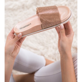 Creamberry'S Zlaté pantofle s krystaly zlatý 1