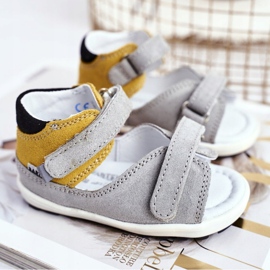 Bartek S.A. Dětské preventivní mini sandály první kroky Bartek W-71266 šedá žluť 1