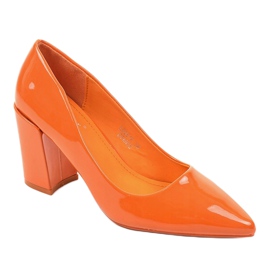 Oranžové pumpy na sloupku LE061P oranžový 1
