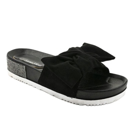 Černé ležérní pantofle s mašlí LW-10 černá 1 Černé ležérní pantofle s mašlí LW-10 černá 1