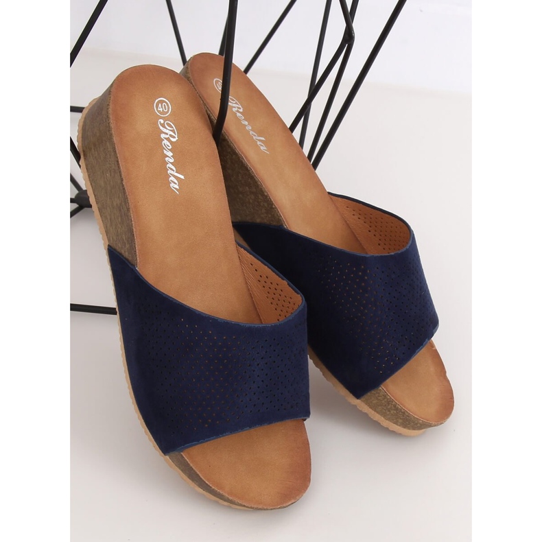 Tmavě modré pantofle 10-238 D.BLUE námořnická modrá 2