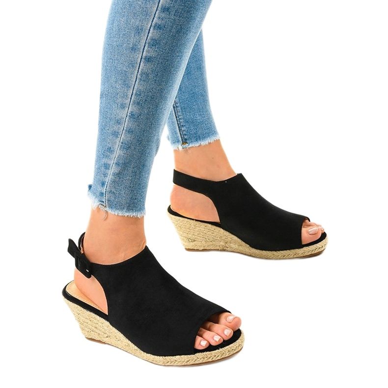 Černé espadrilky klínové sandály F3303 černý 1