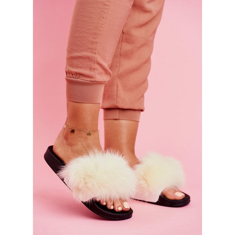 SEA Dámské pantofle s kožešinovým bílým Belmondo černá 1