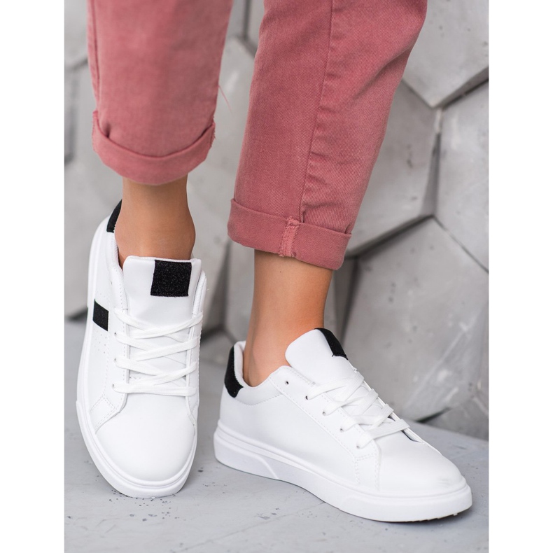 SHELOVET Sportovní obuv se třpytkami bílý 1