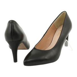 Černá čerpadla na kolíku Espinto C549 / 2 3 Černá čerpadla na kolíku Espinto C549 / 2 3