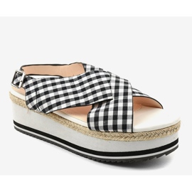 Černé sandály na platformě 1508-1 bílý 1 Černé sandály na platformě 1508-1 bílý 1