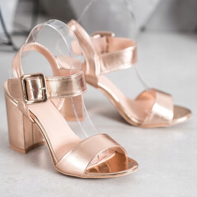 Small Swan Sandály Na Tyči S Eko Kůže zlatý 1