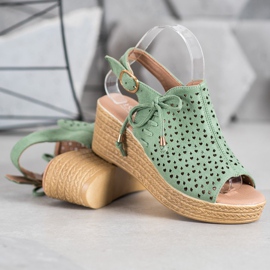 Small Swan Pohodlné prolamované sandály zelená 1 Small Swan Pohodlné prolamované sandály zelená 1