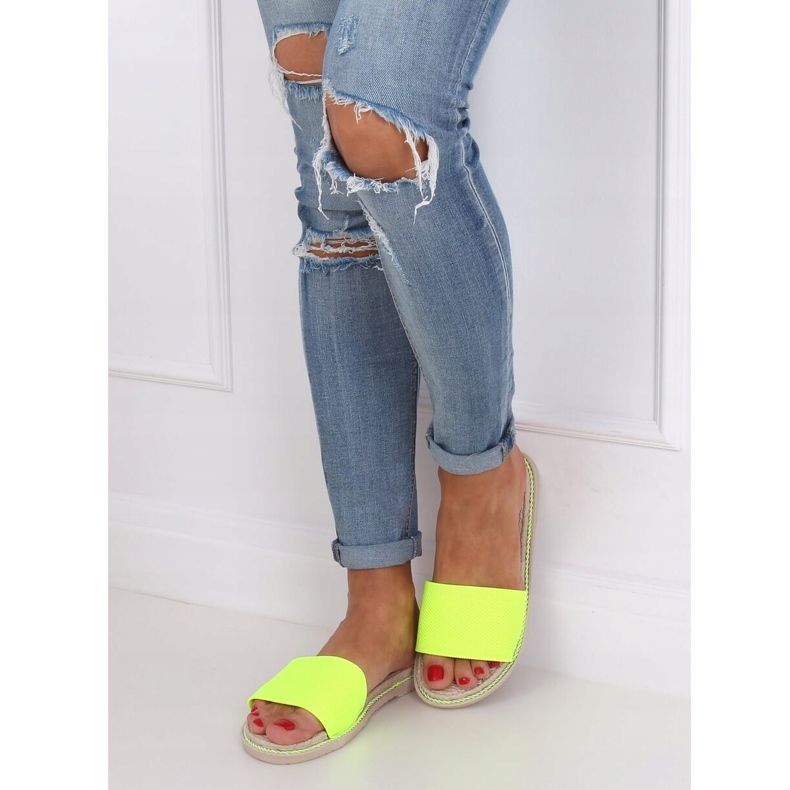 Dámské pantofle neon 35-185 zelené zelená 1