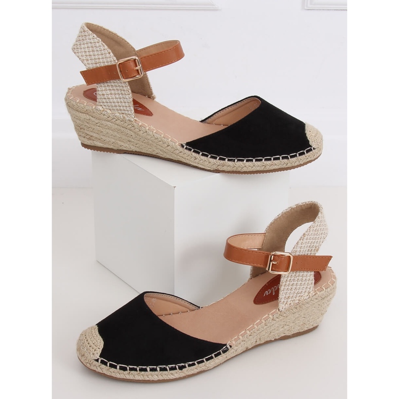 Černé espadrilky na klínové patě S-820 Black černý 1