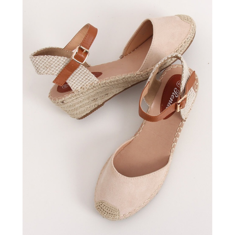 Espadrilky na béžovém klínu S-820 Beige béžový 1 Espadrilky na béžovém klínu S-820 Beige béžový 1