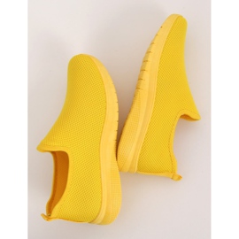 Žlutá sportovní obuv 7079 Žlutá 1