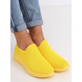 Žlutá sportovní obuv 7079 Žlutá 2