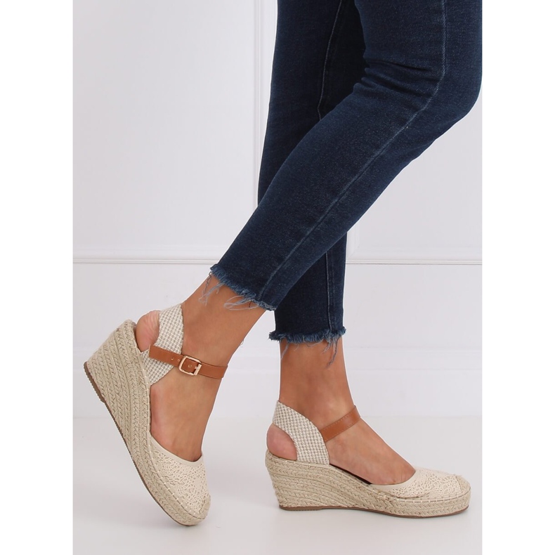 Espadrilky na béžovém klínu S-819 Beige béžový 2