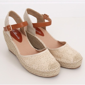 Espadrilky na béžovém klínu S-819 Beige béžový 1