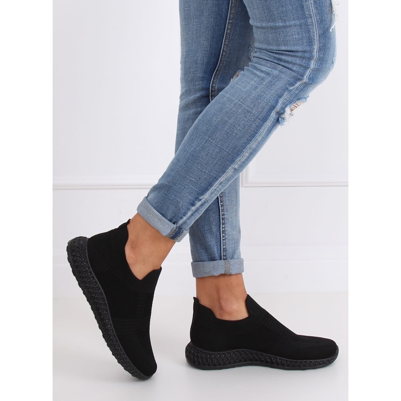 Černá 4388 Černá sportovní obuv 1