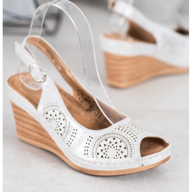 Evento Prolamované sandály s eko kůží šedá 1 Evento Prolamované sandály s eko kůží šedá 1