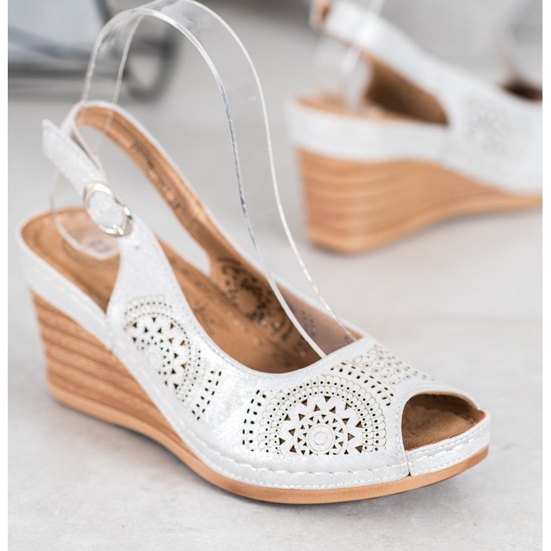 Evento Prolamované sandály s eko kůží šedá 1 Evento Prolamované sandály s eko kůží šedá 1