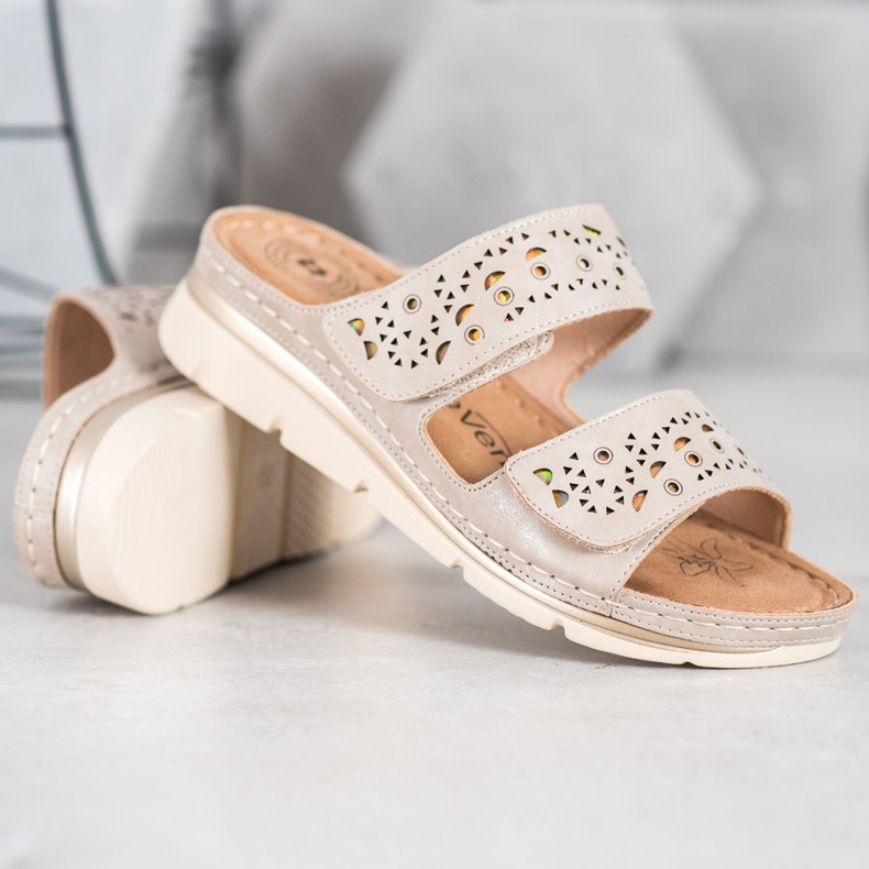 Evento Pohodlné pantofle na suchý zip hnědý 2