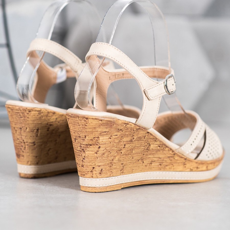 GOLL Sandály na klínu s eko kůží hnědý 2