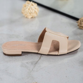 SHELOVET Klasické pantofle z ekologické kůže hnědý 2