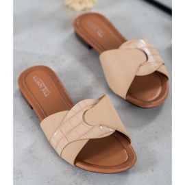 SHELOVET Elegantní pantofle z eko kůže béžový 1