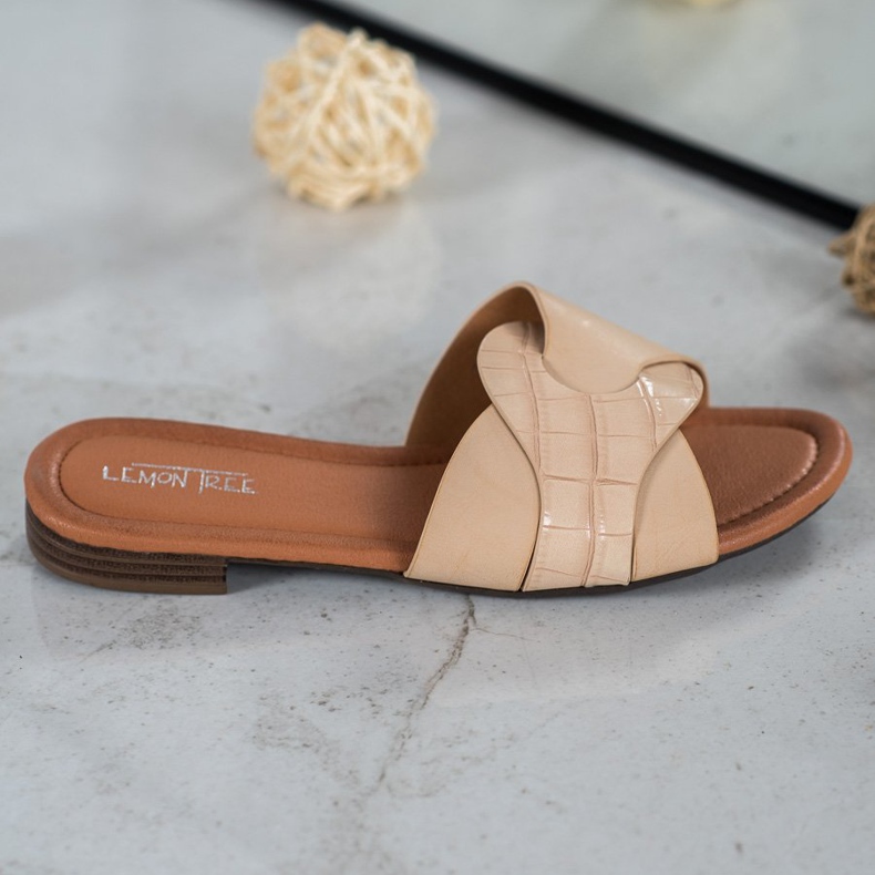 SHELOVET Elegantní pantofle z eko kůže béžový 2